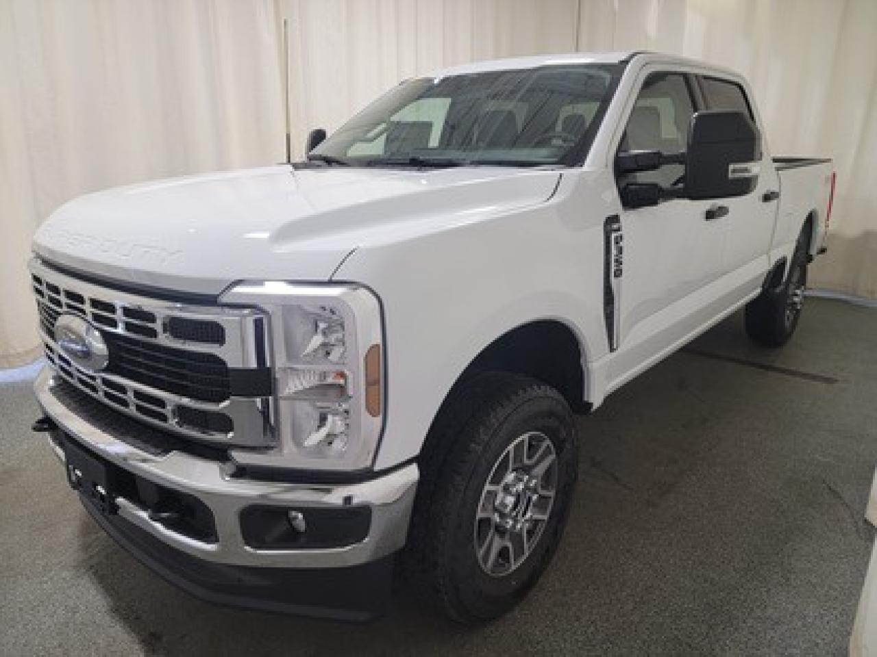 New 2025 Ford F-350 XLT for sale in Regina, SK