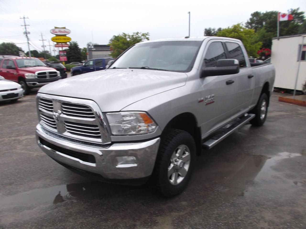2014 RAM 2500 4X4 4 DOOR SLT HEAVY DUTY Photo2