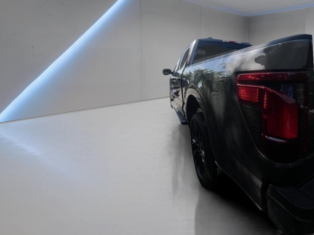 2025 Ford F-150 Hybrid XLT Photo