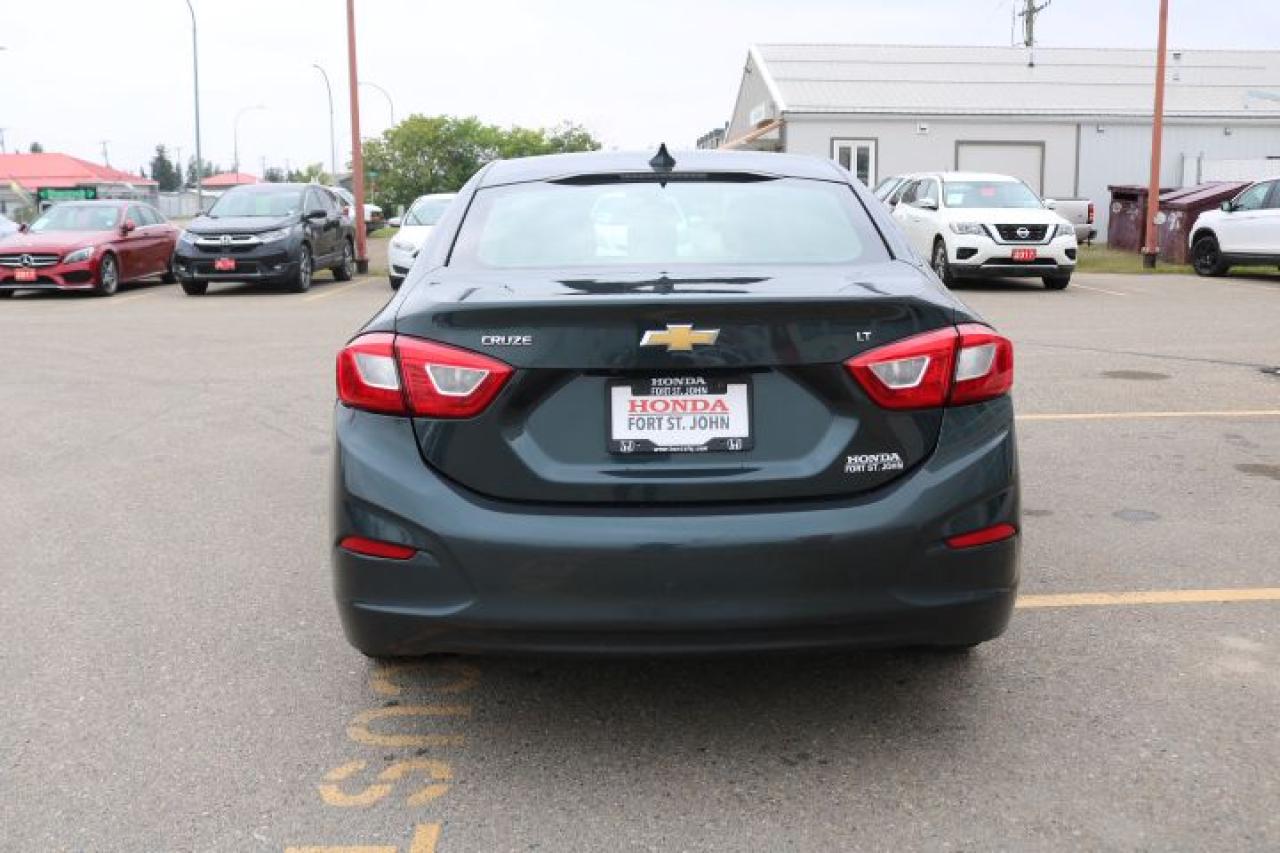 2018 Chevrolet Cruze  Photo4