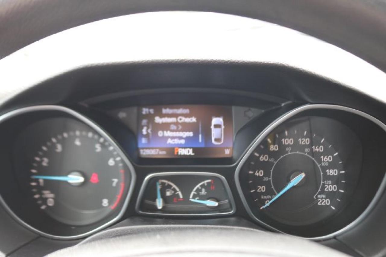 2017 Ford Focus  Photo