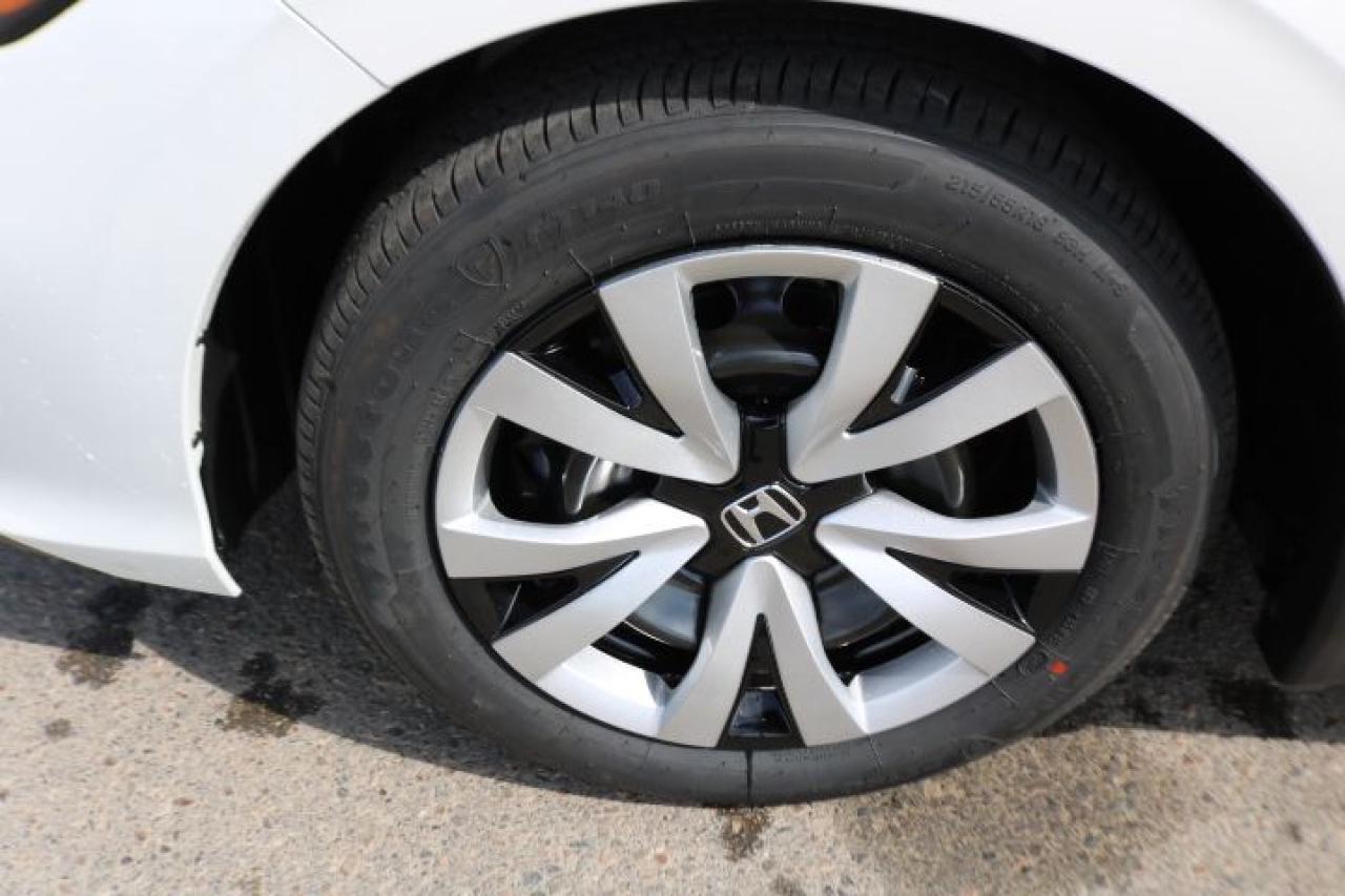 2025 Honda Civic LX CVT Photo2