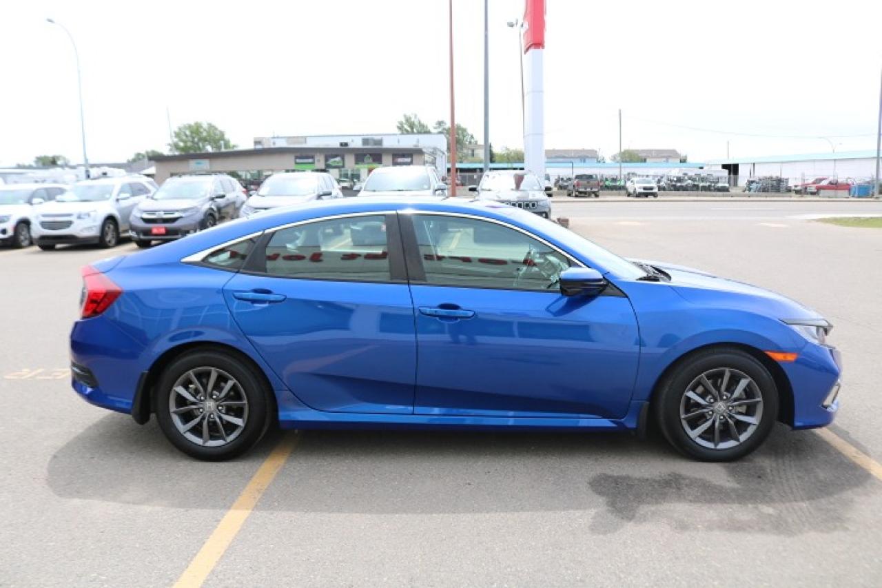 2021 Honda Civic EX Sedan CVT Photo
