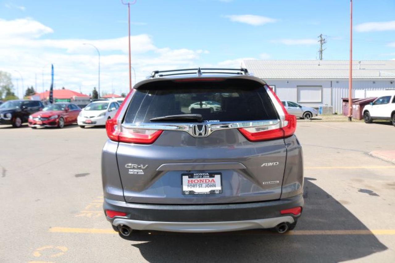 2019 Honda CR-V Touring AWD Photo4