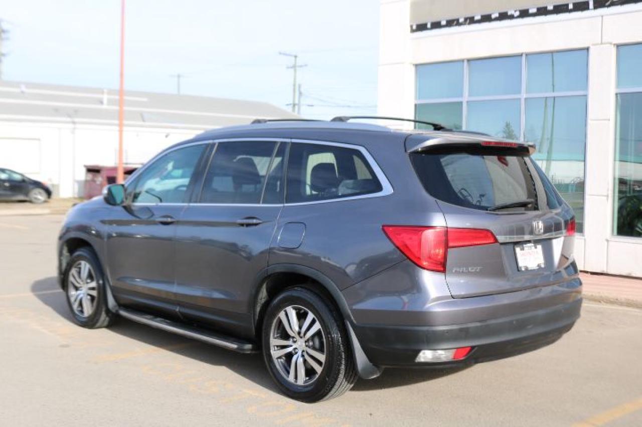2016 Honda Pilot EXLN 4WD Photo3