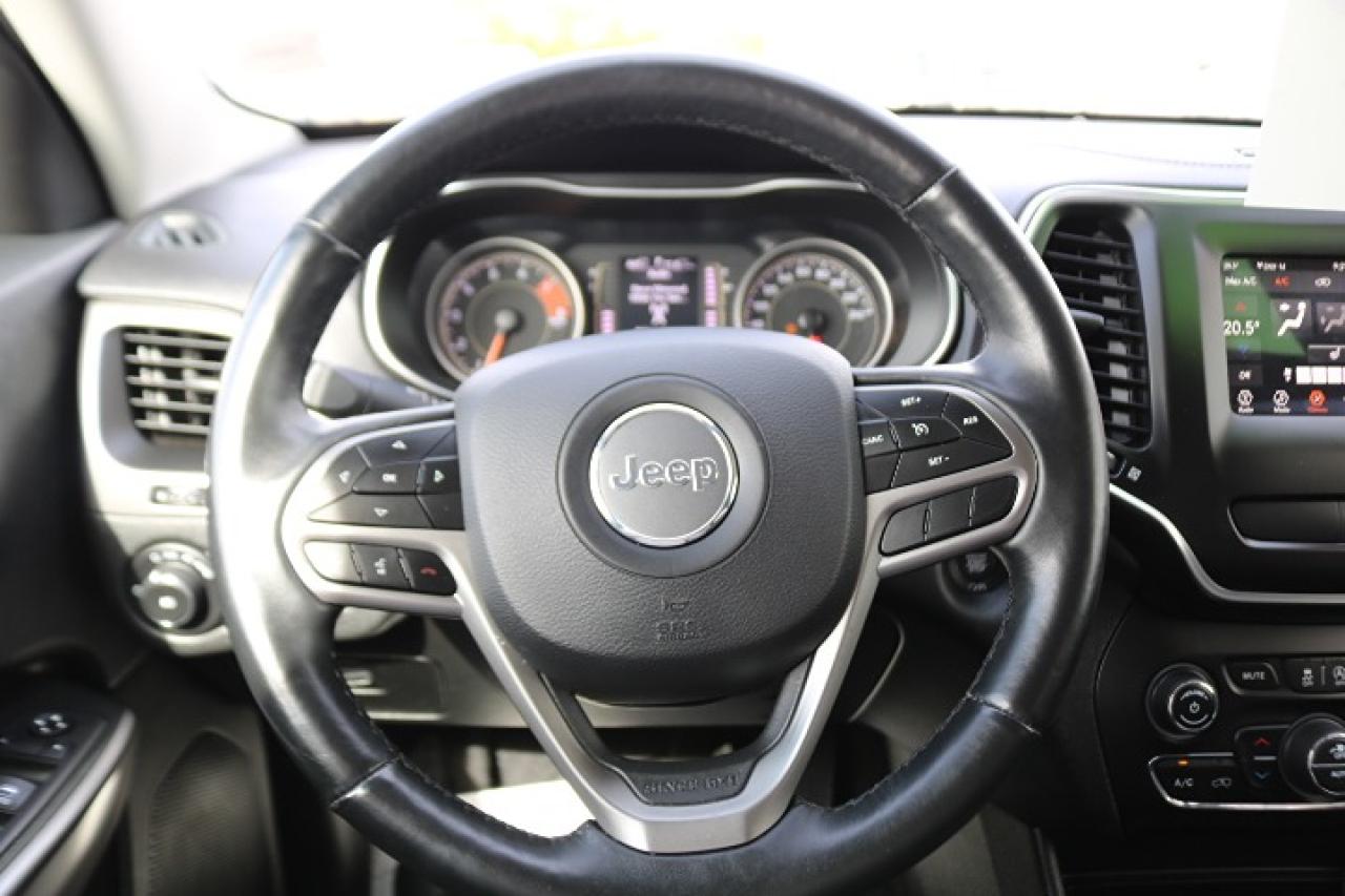 2019 Jeep Cherokee Sport Utility 4-DR Photo