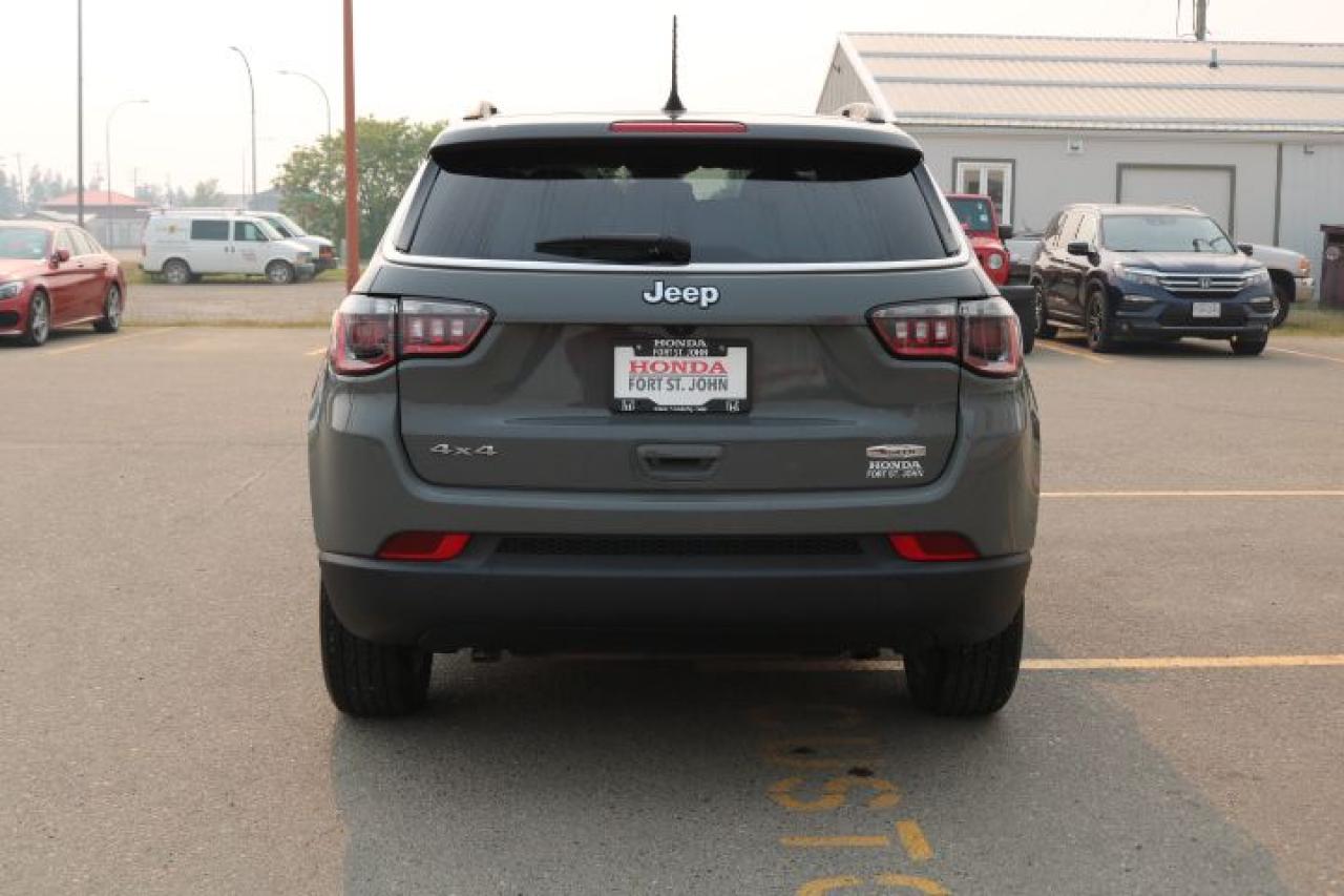 2024 Jeep Compass Sport Utility 4-DR Photo4