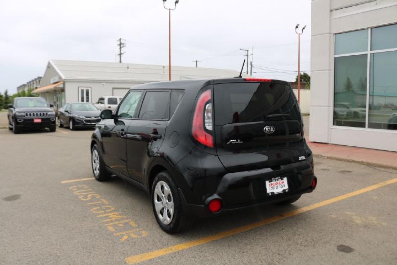 2016 Kia Soul BASE 6A Photo3
