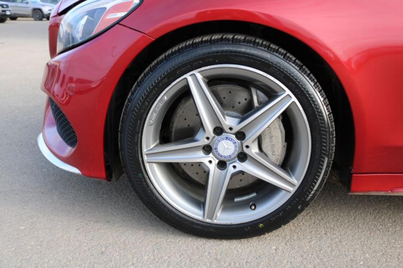 2017 Mercedes-Benz C-Class 4dr Sdn C 300 4MATIC Photo2