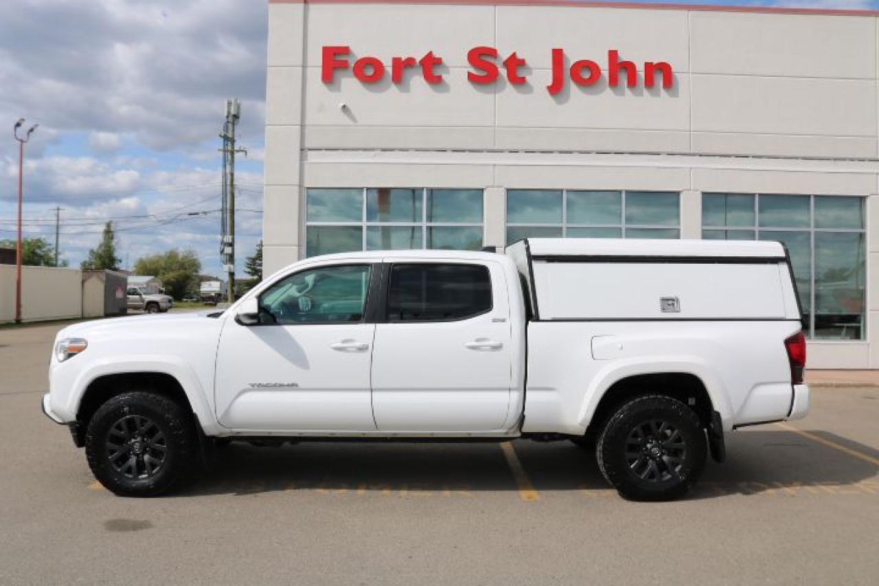 2020 Toyota Tacoma  Photo1