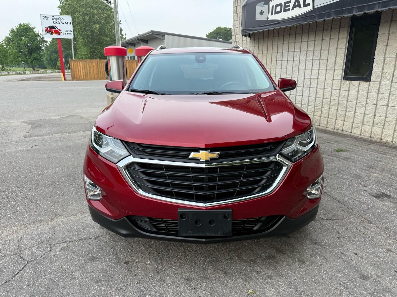 2020 Chevrolet Equinox LT - Photo #2