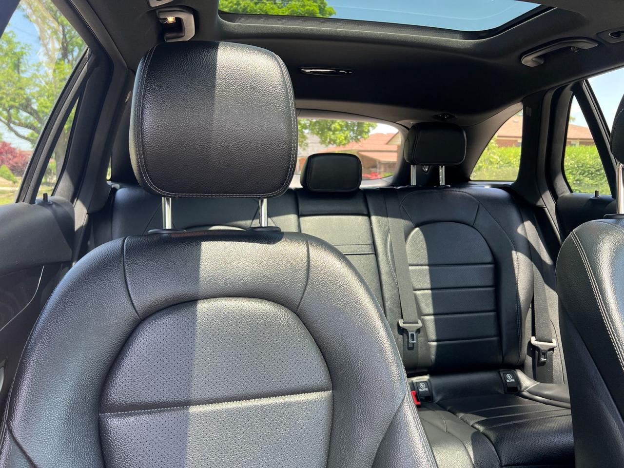 2019 Mercedes-Benz GLC-Class GLC300 4MATIC - Photo #15
