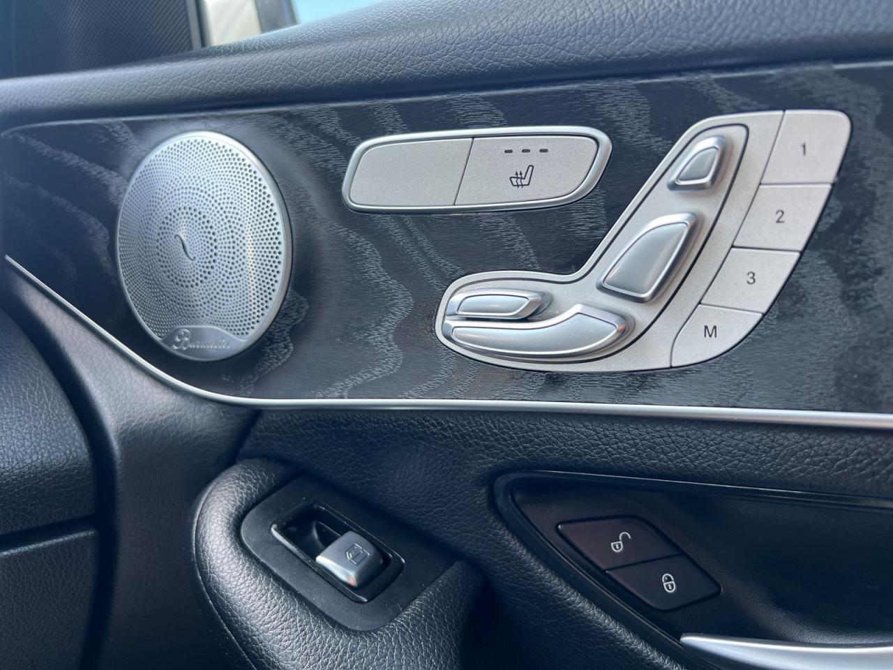 2019 Mercedes-Benz GLC-Class GLC300 4MATIC - Photo #28