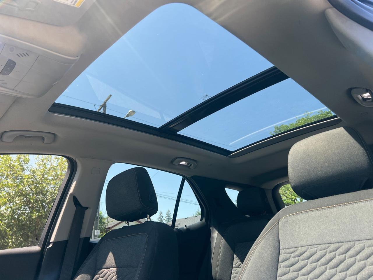 2018 Chevrolet Equinox LT w/3LT - Photo #18