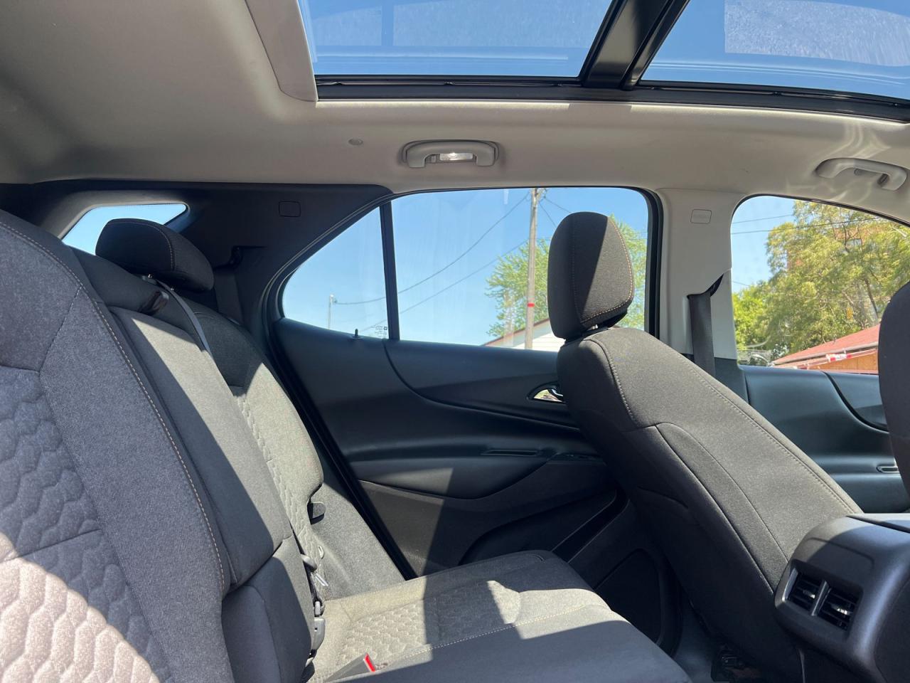 2018 Chevrolet Equinox LT w/3LT - Photo #20