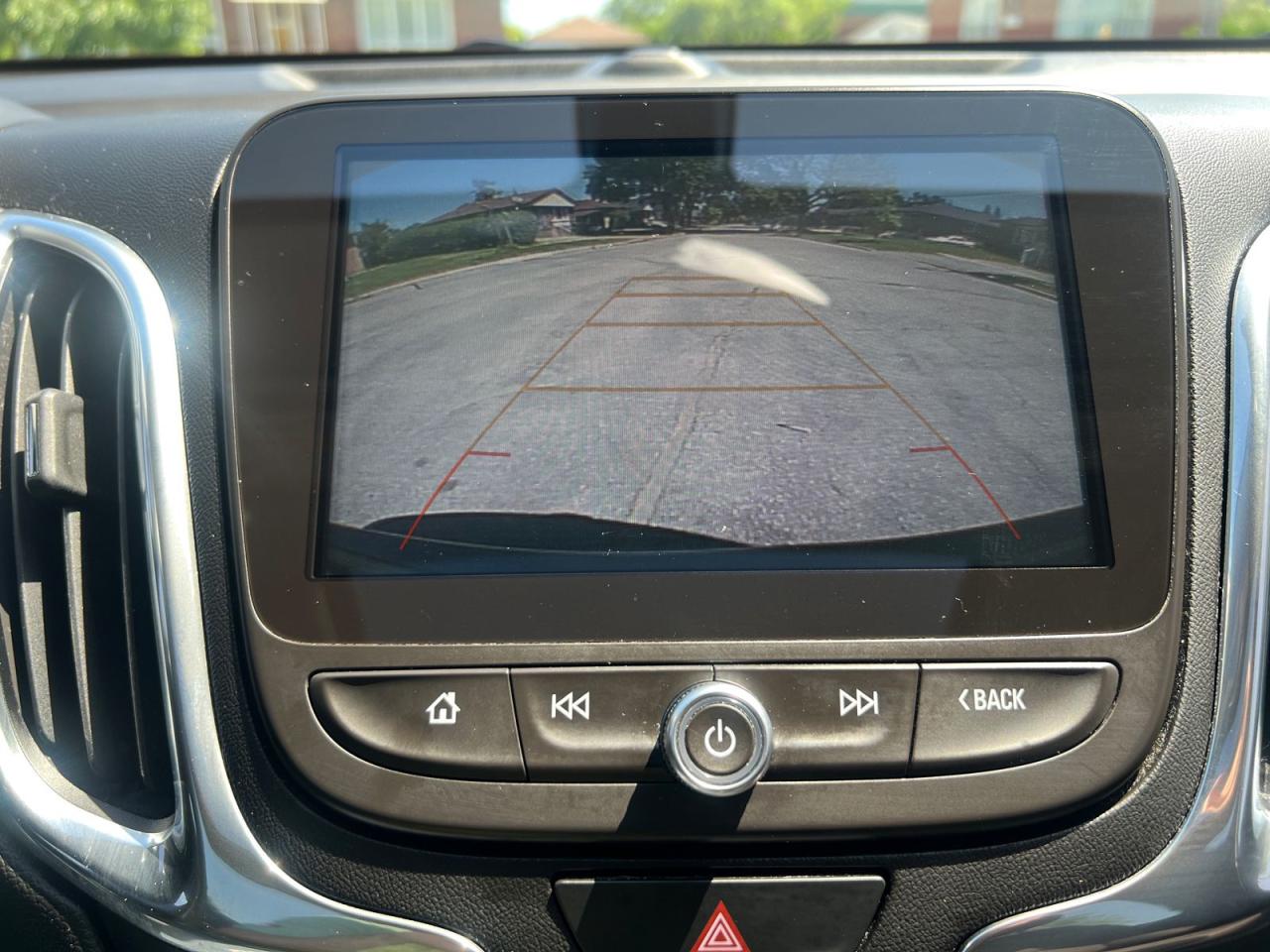 2018 Chevrolet Equinox LT w/3LT - Photo #25