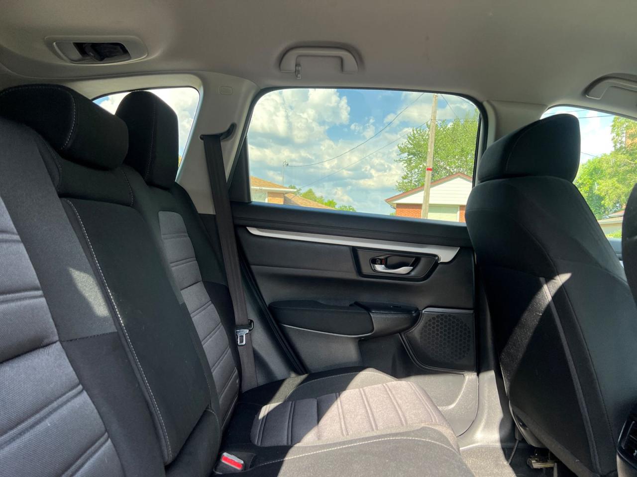 2018 Honda CR-V LX - Photo #11