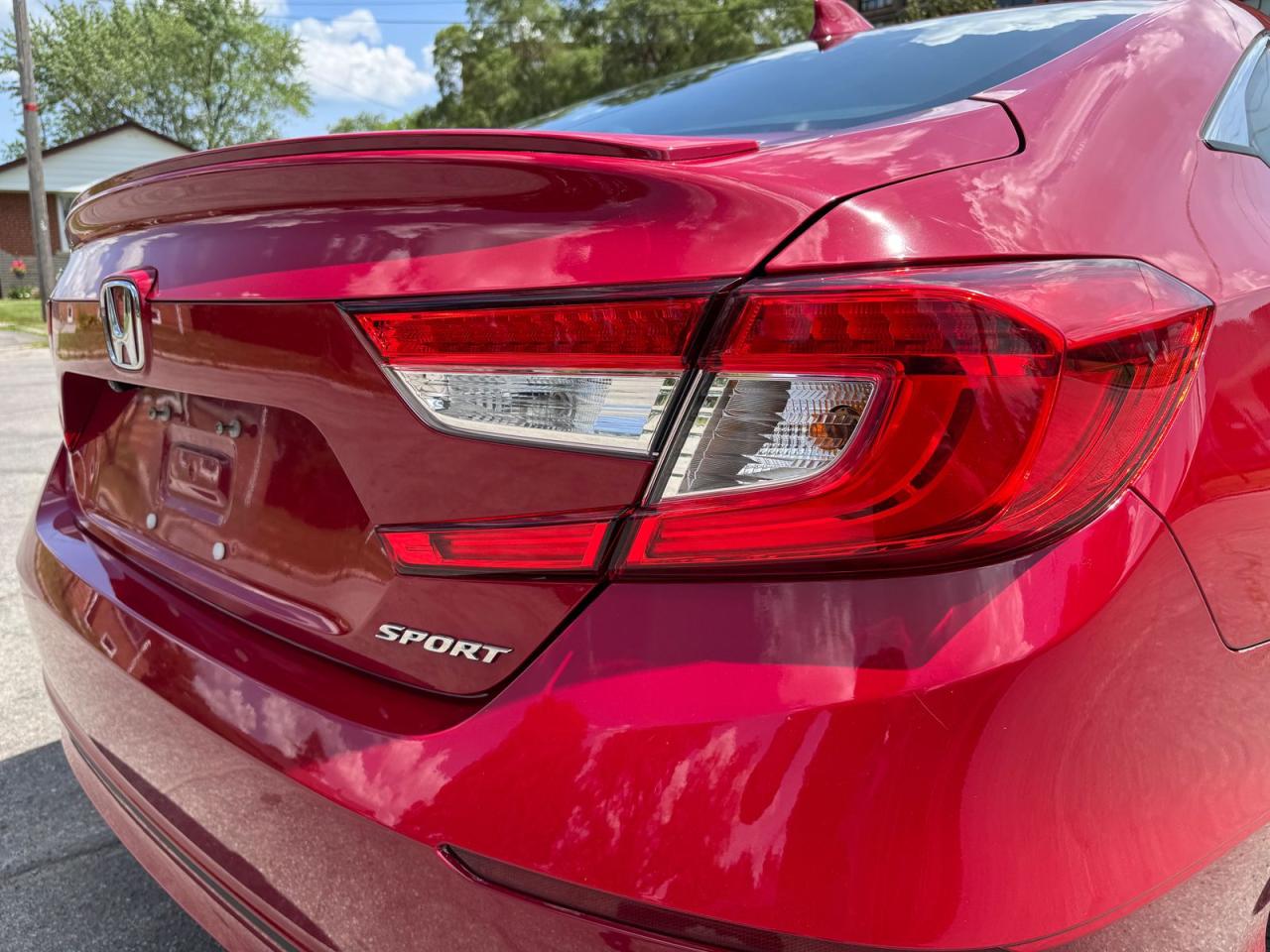 2018 Honda Accord Sport CVT - Photo #8
