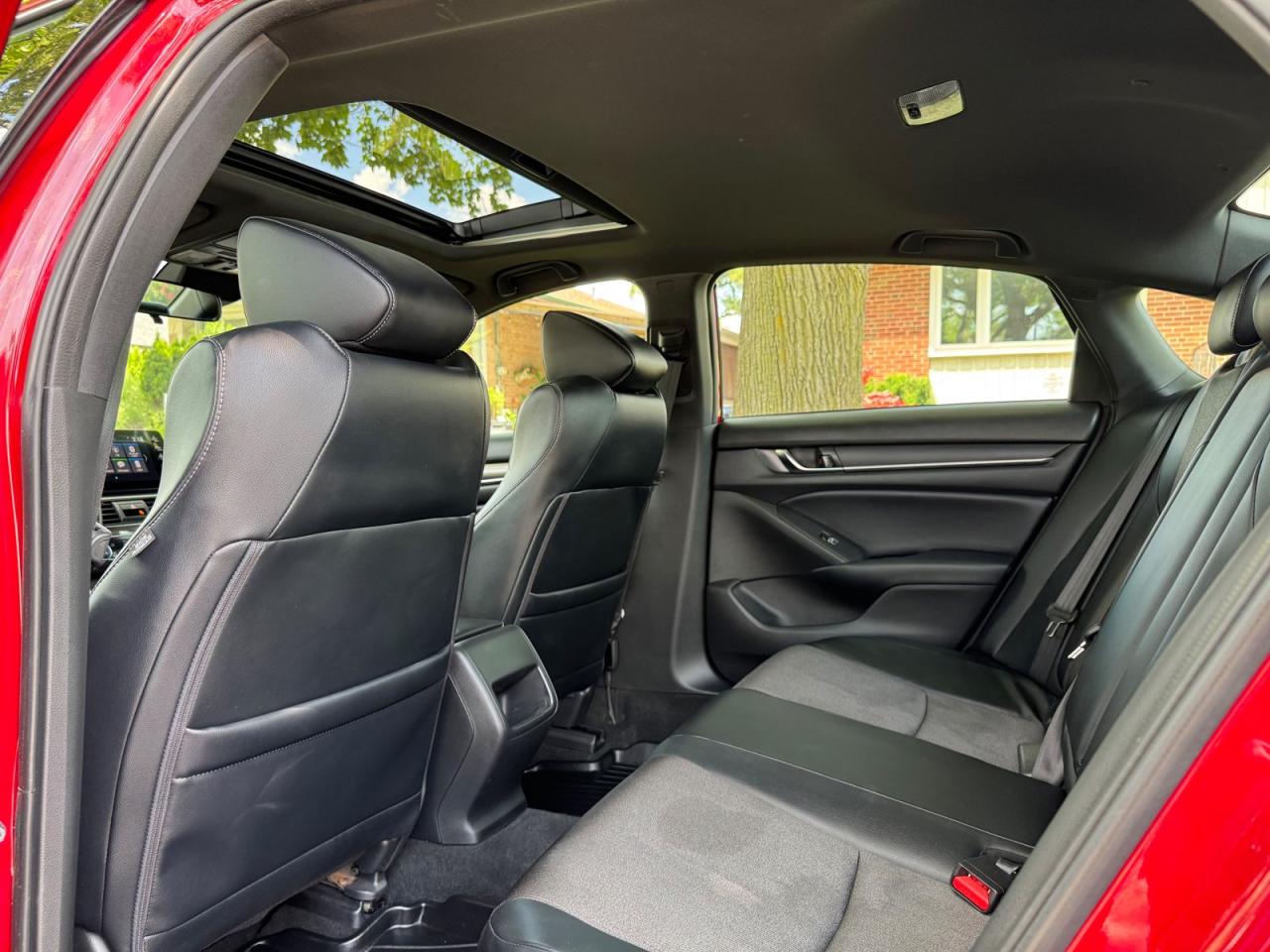 2018 Honda Accord Sport CVT - Photo #20