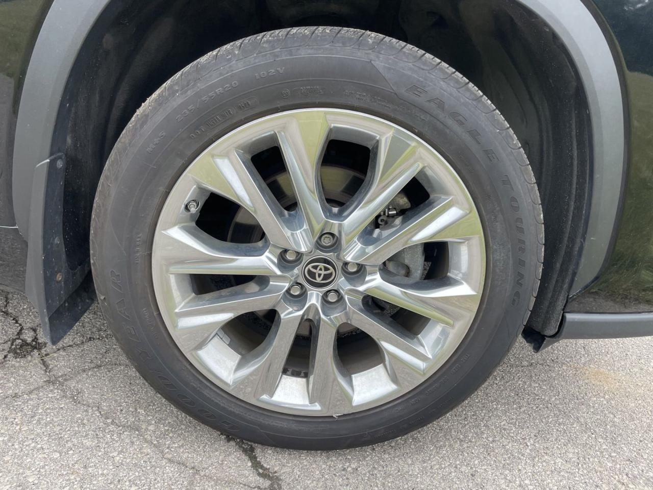 2023 Toyota Highlander HYBRID Limited AWD - Photo #19