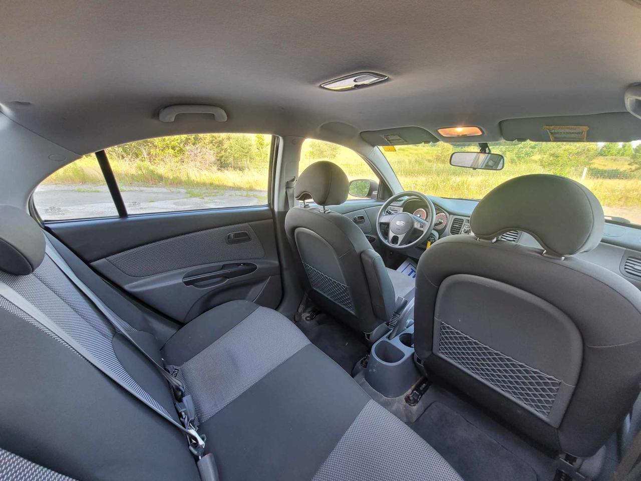 2010 Kia Rio EX Photo7