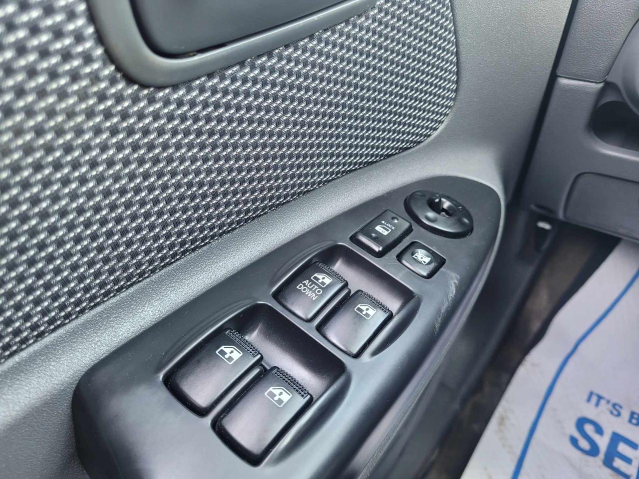 2010 Kia Rio EX Photo28