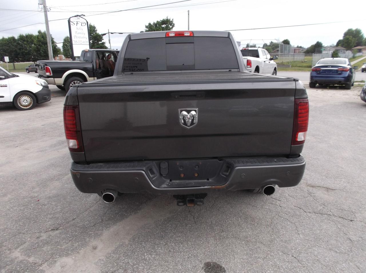 2016 RAM 1500 4X4 4 DOOR SPORT - Photo #4