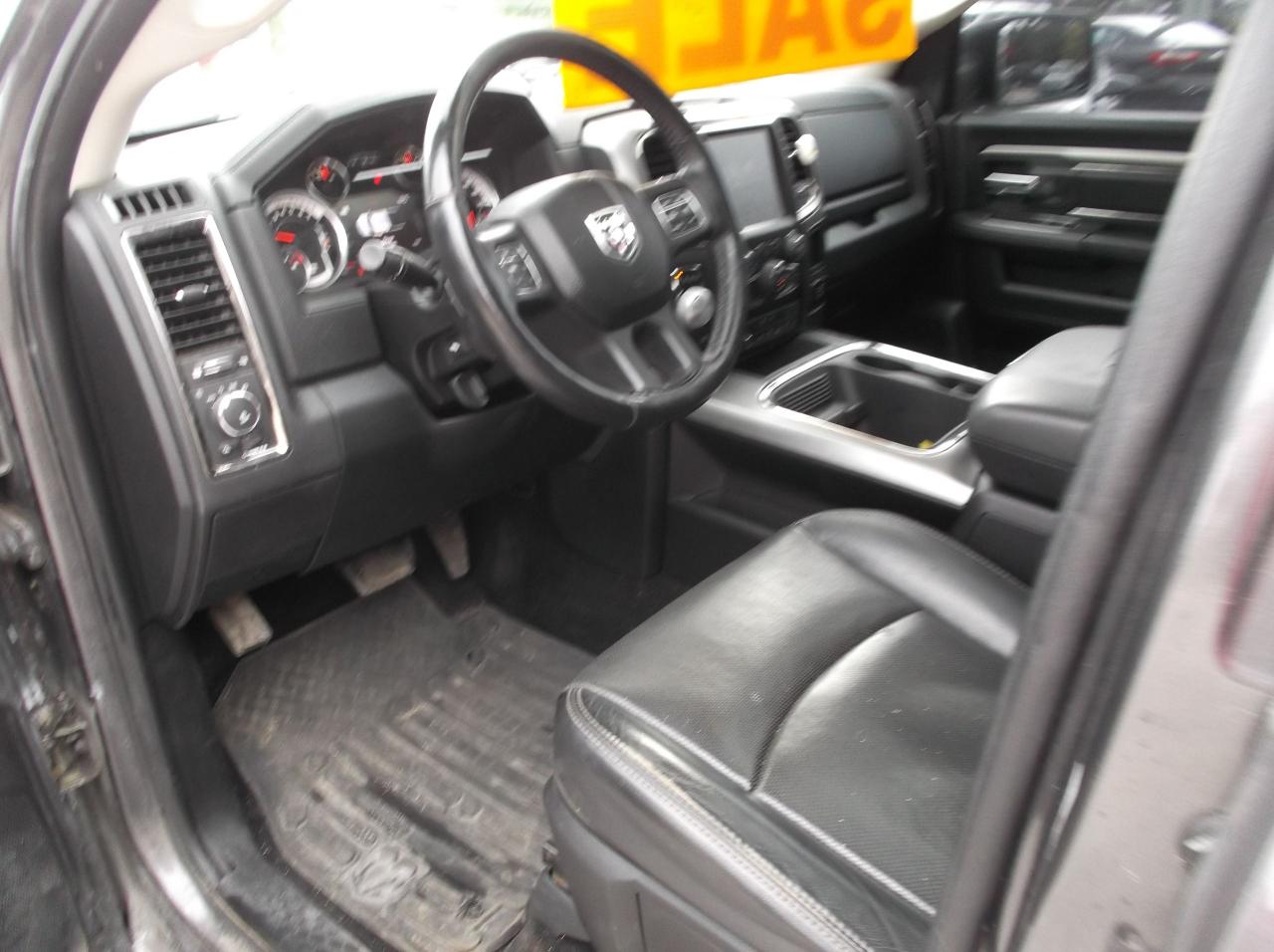 2016 RAM 1500 4X4 4 DOOR SPORT - Photo #6
