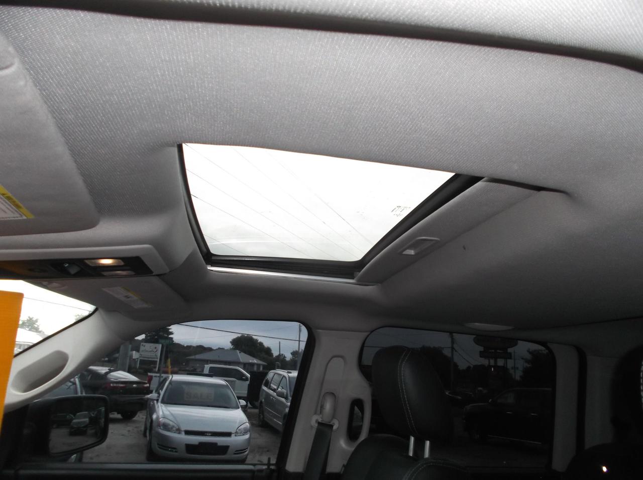 2016 RAM 1500 4X4 4 DOOR SPORT - Photo #9