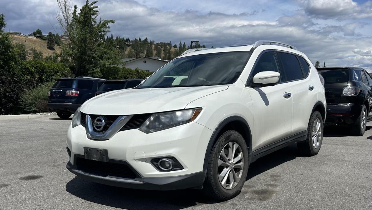 Used 2015 Nissan Rogue SV AUTO, KEYLESS ENTRY, BACK UP CAMERA, BLUETOOTH, SUNROOF, PUSH START, HEATED FABRIC SEATS!!!! for sale in Kelowna, BC