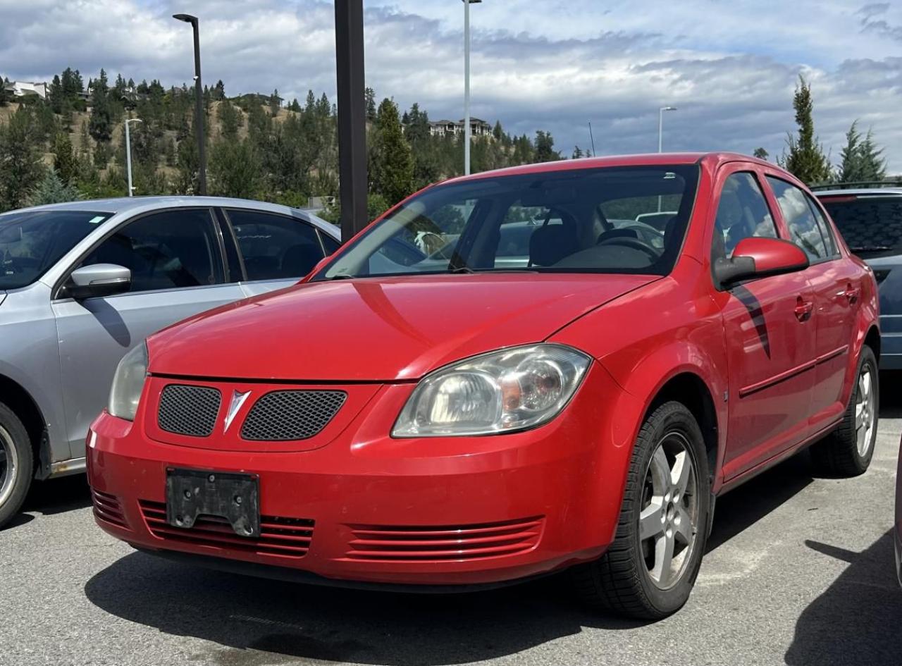 Used 2009 Pontiac G5 SE w/1SB for sale in Kelowna, BC
