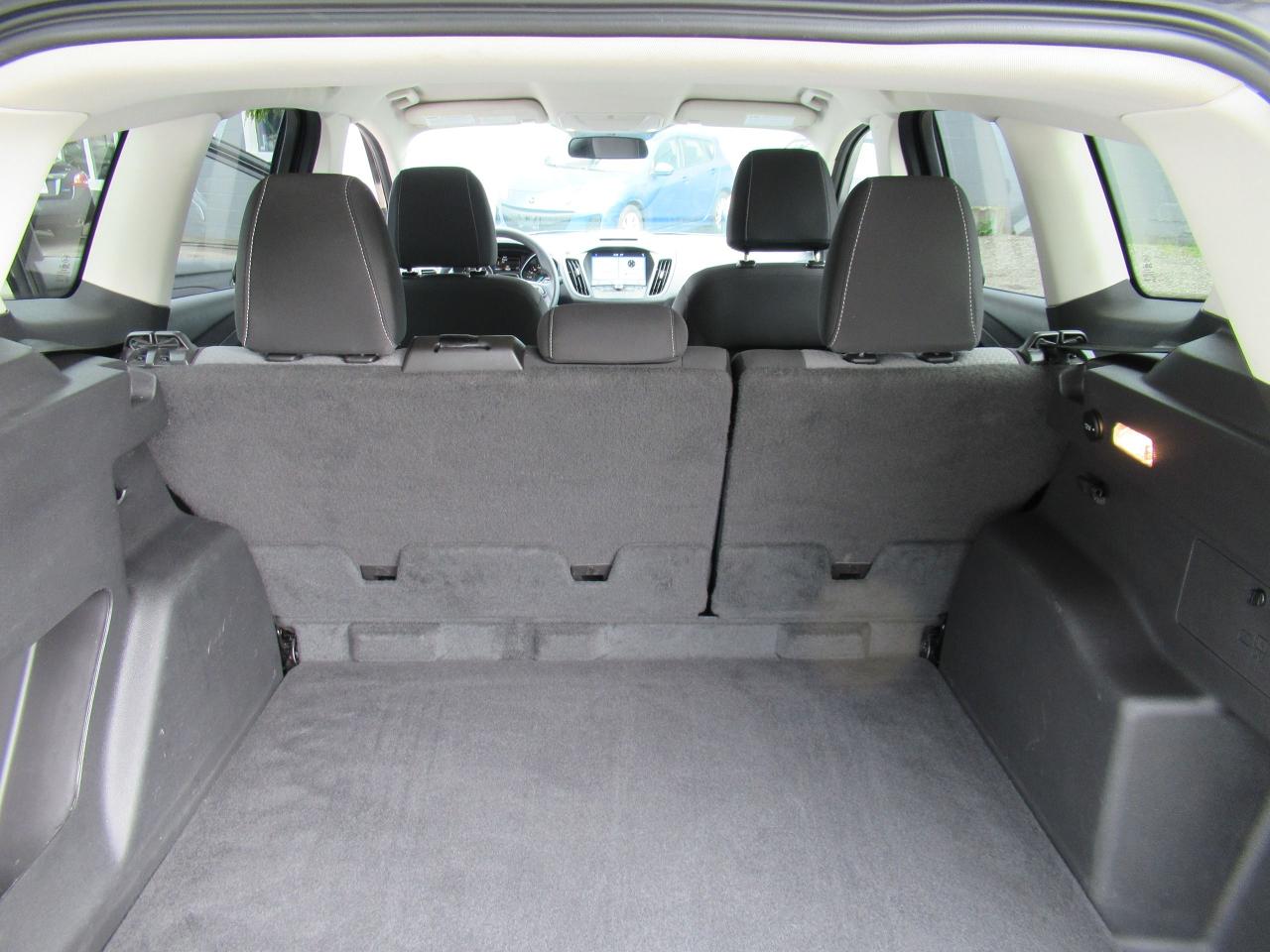 2017 Ford Escape SE - Photo #10