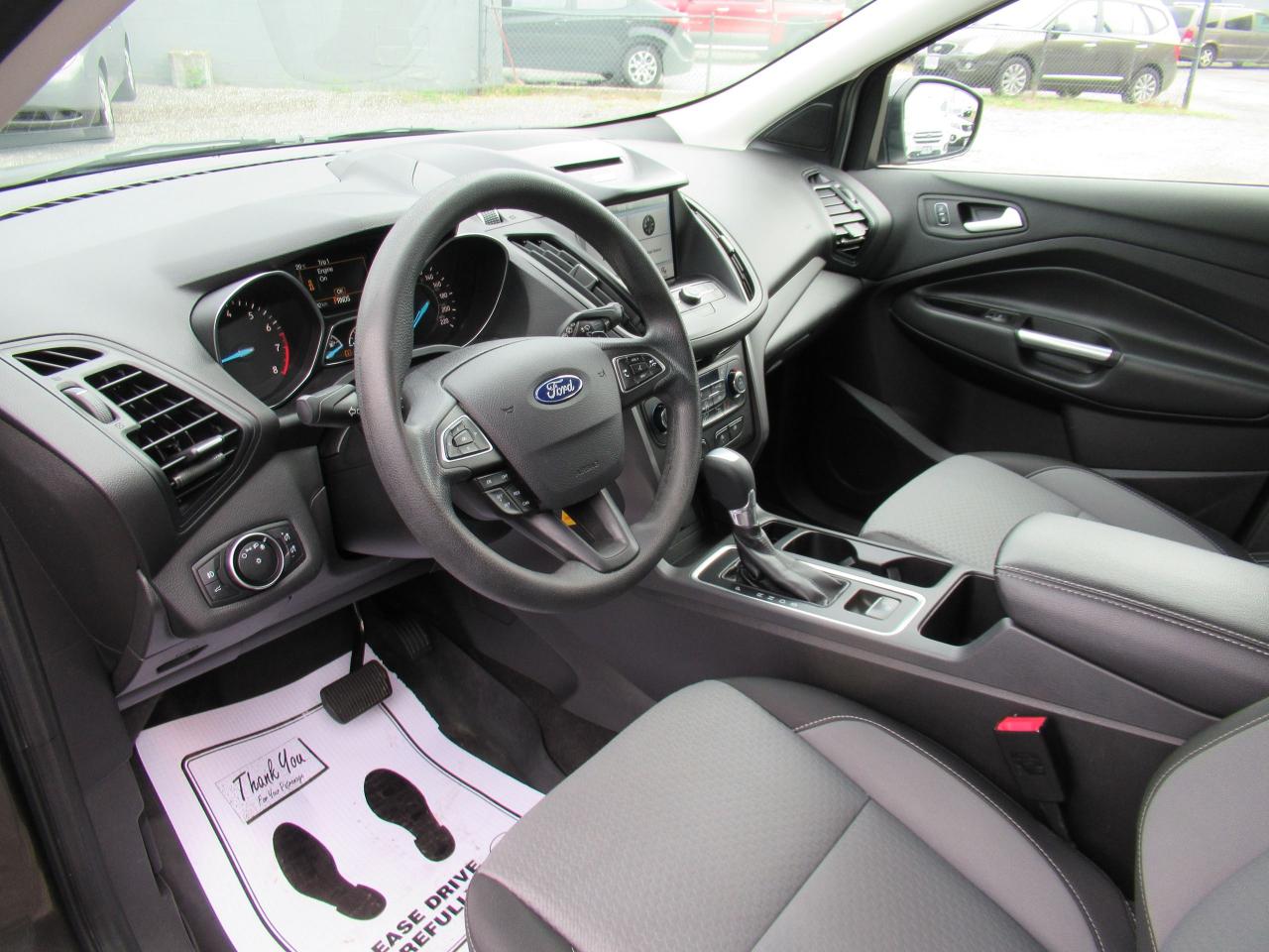2017 Ford Escape SE - Photo #6