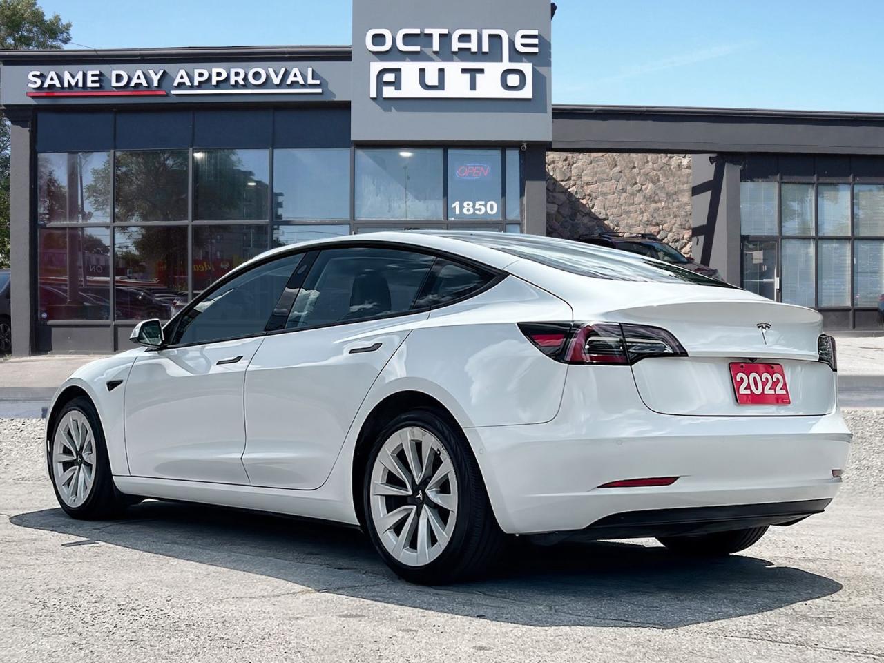 2022 Tesla Model 3 STANDARD RANGE PLUS - Photo #5