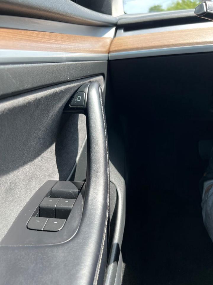 2022 Tesla Model 3 STANDARD RANGE PLUS - Photo #20