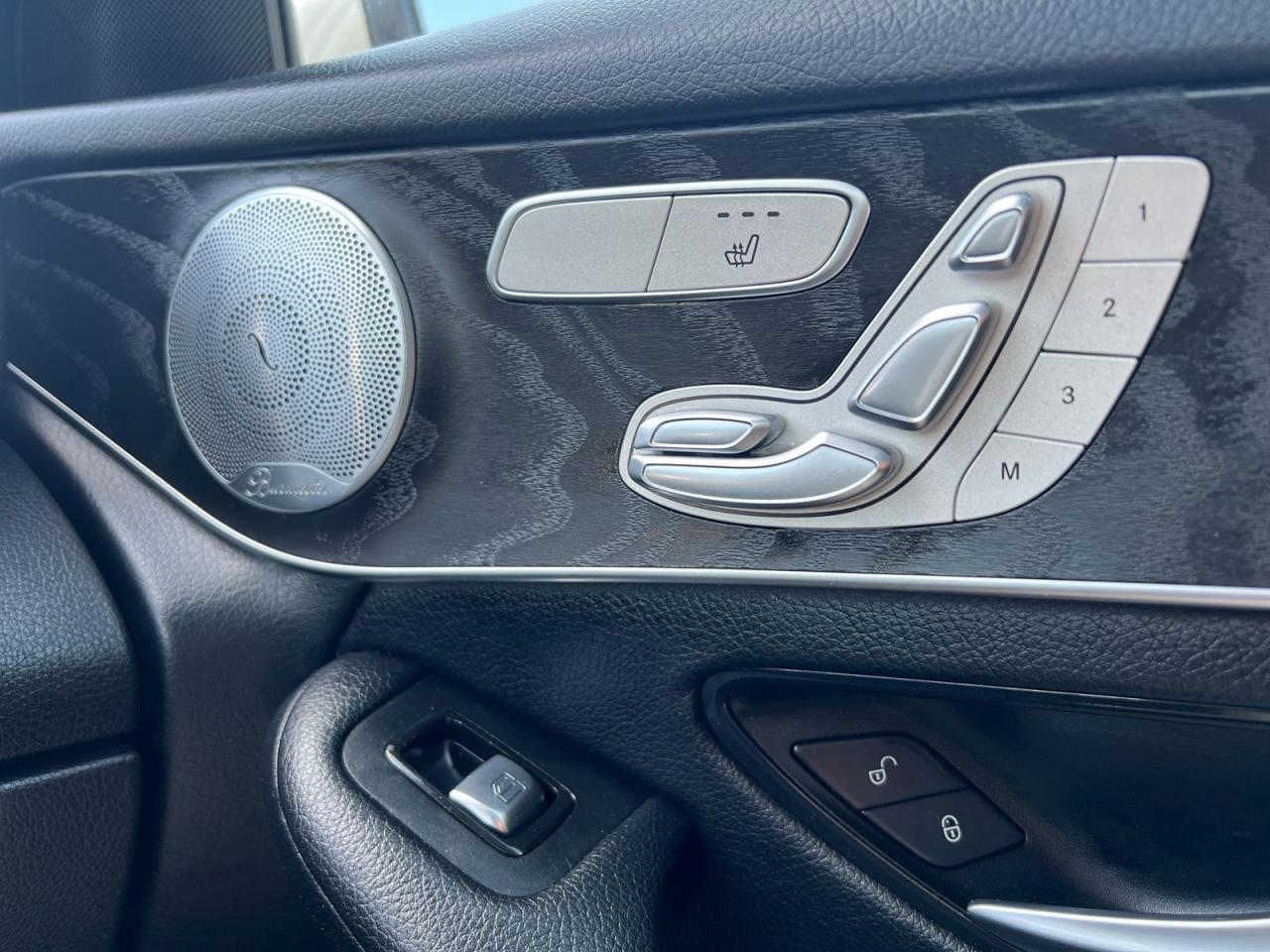 2019 Mercedes-Benz GLC-Class GLC300 4MATIC - Photo #28