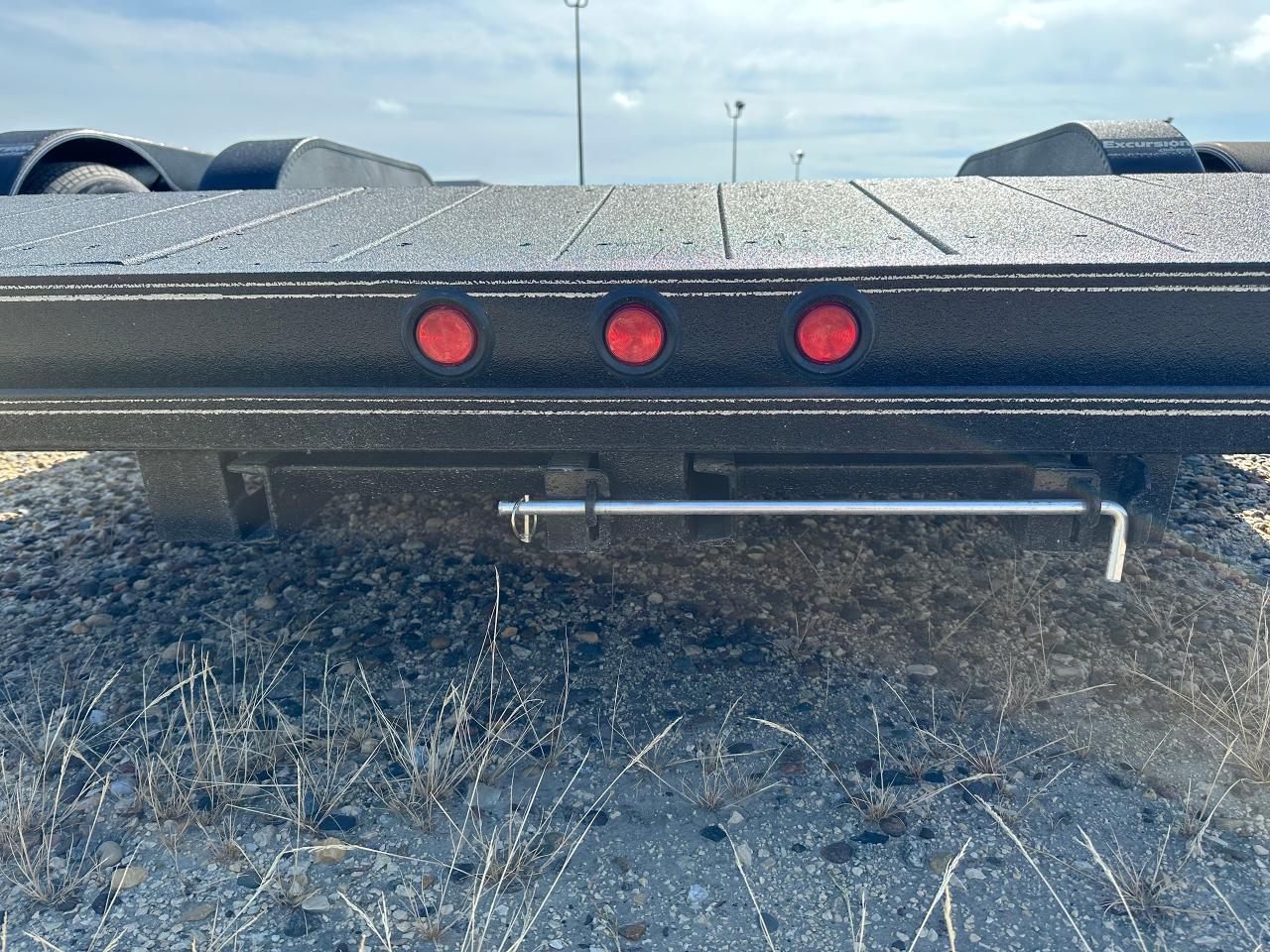 2026 Rainbow Trailer 20' Rainbow Excursion Car & Equipment Hauler Photo4