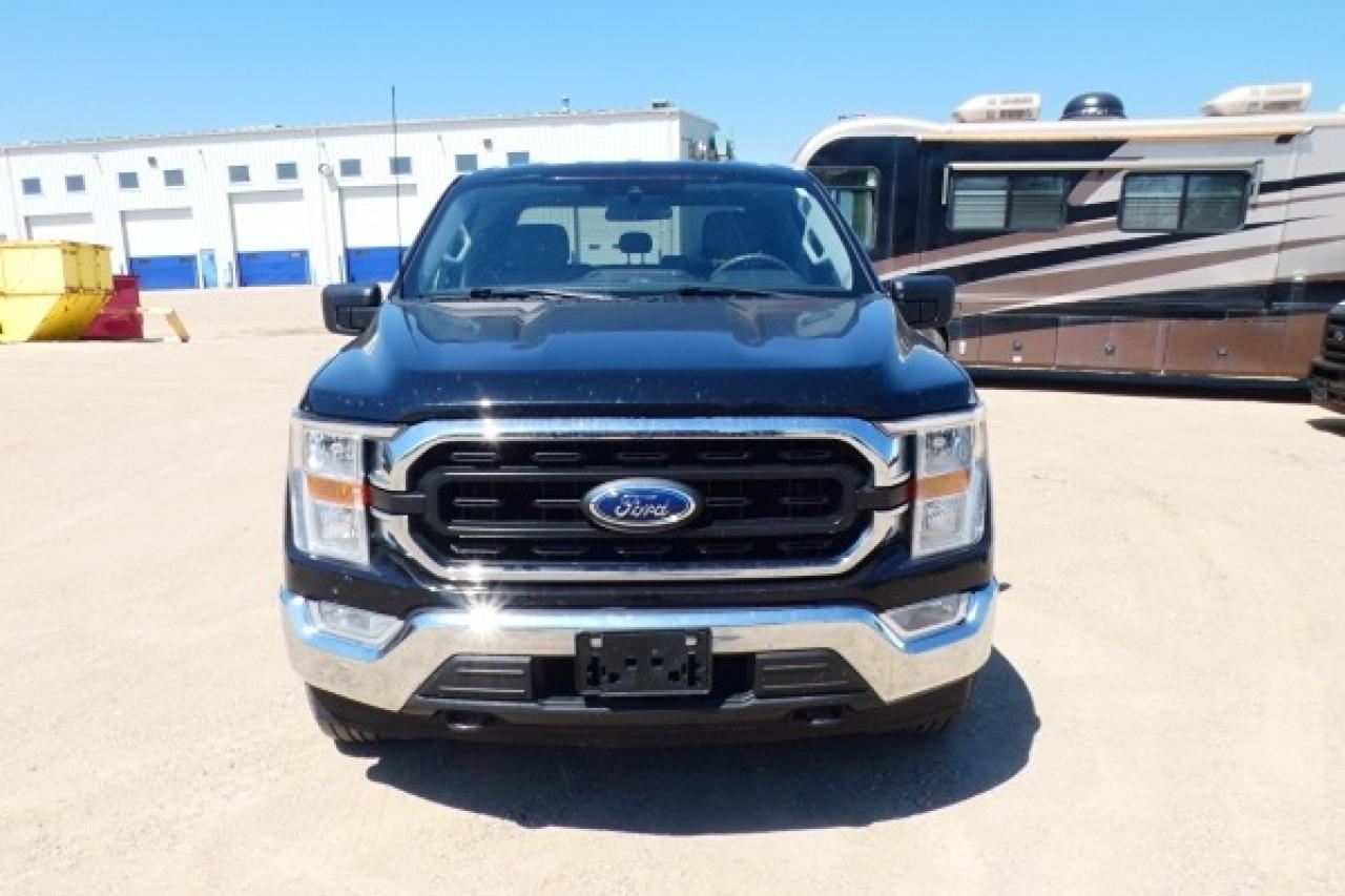 2022 Ford F-150 XLT ecoboost 4WD SuperCrew w/cloth seats, NAV, BUC - Photo #3