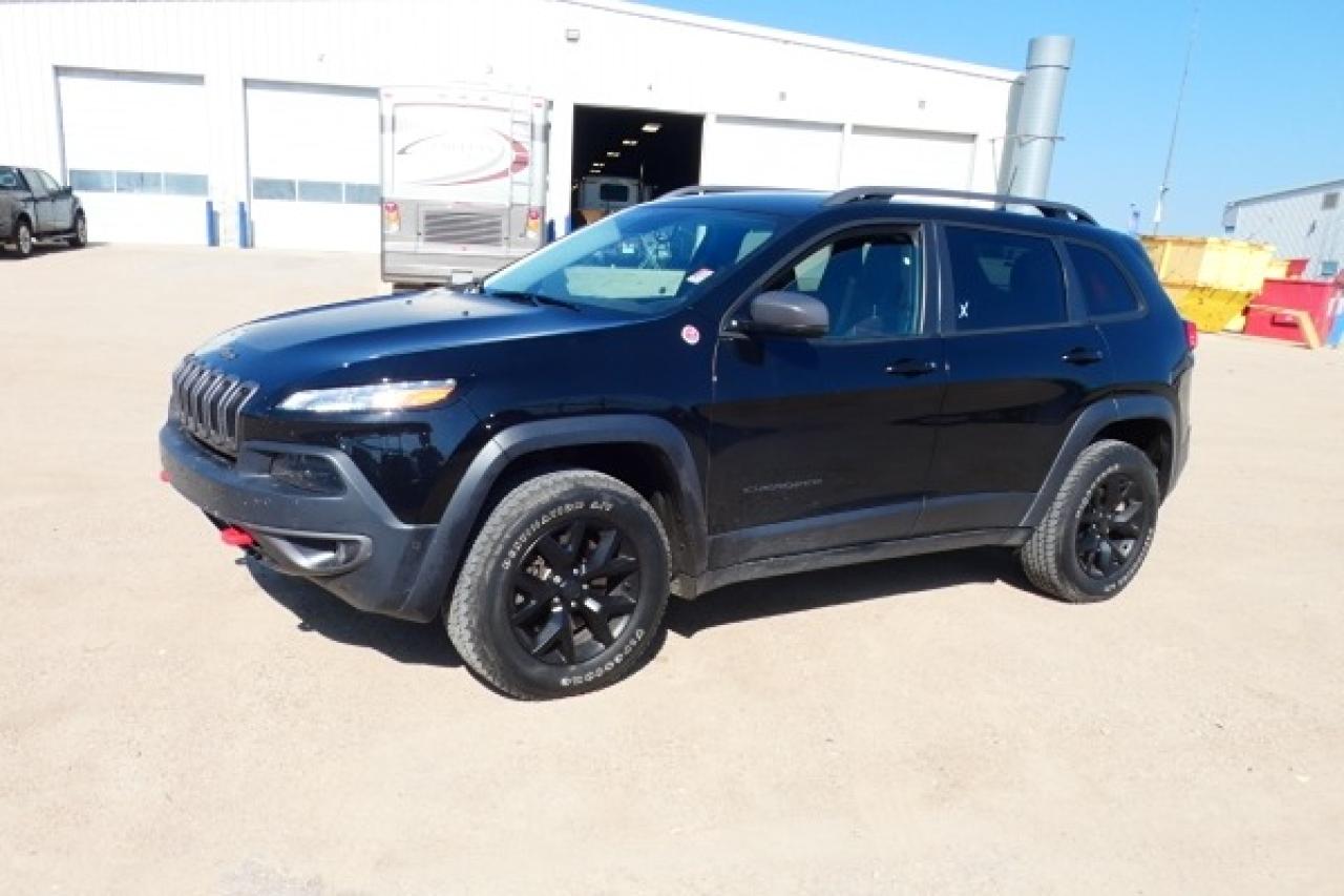 2018 Jeep Cherokee Trailhawk Leather Plus w/H&C L, pano S/R, NAv, BUC - Photo #2