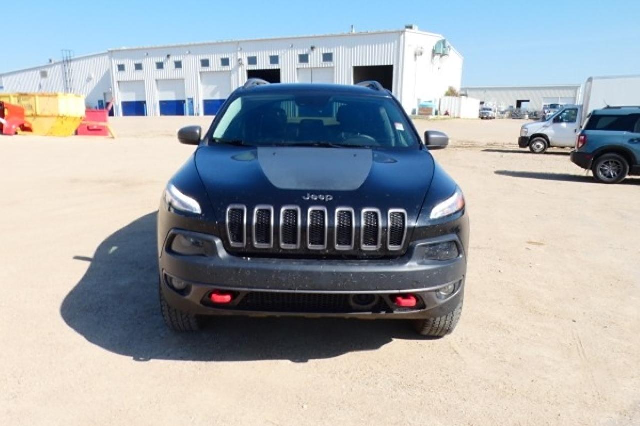 2018 Jeep Cherokee Trailhawk Leather Plus w/H&C L, pano S/R, NAv, BUC - Photo #3