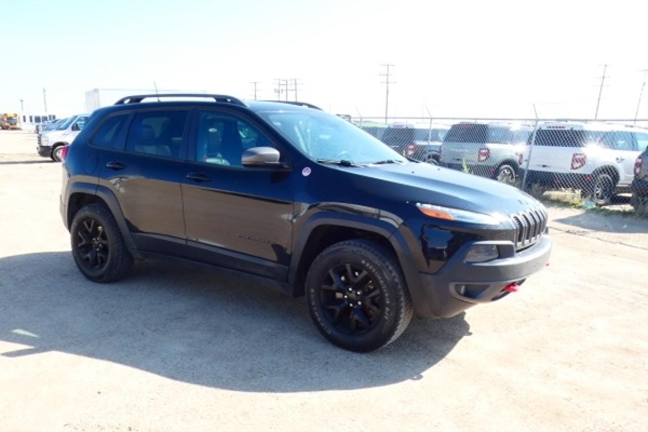 2018 Jeep Cherokee Trailhawk Leather Plus w/H&C L, pano S/R, NAv, BUC - Photo #4