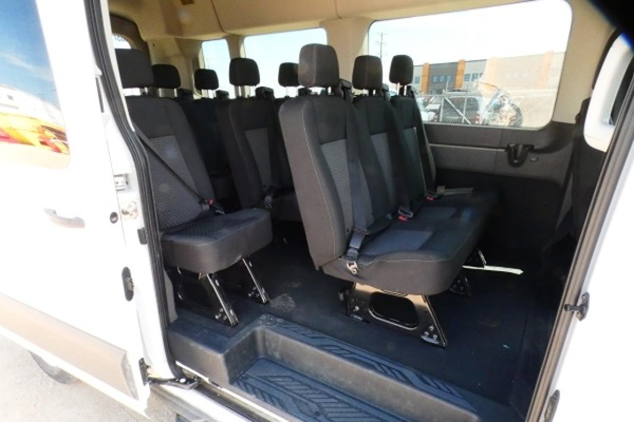 2023 Ford Transit T-350 Med Roof AWD 12 pass. van w/cloth seats - Photo #10