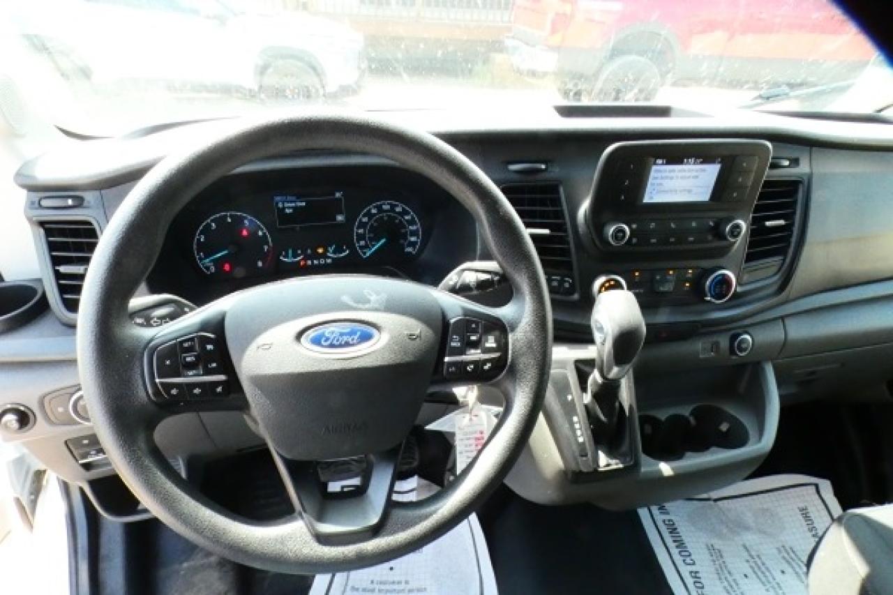 2023 Ford Transit T-350 Med Roof AWD 12 pass. van w/cloth seats - Photo #13