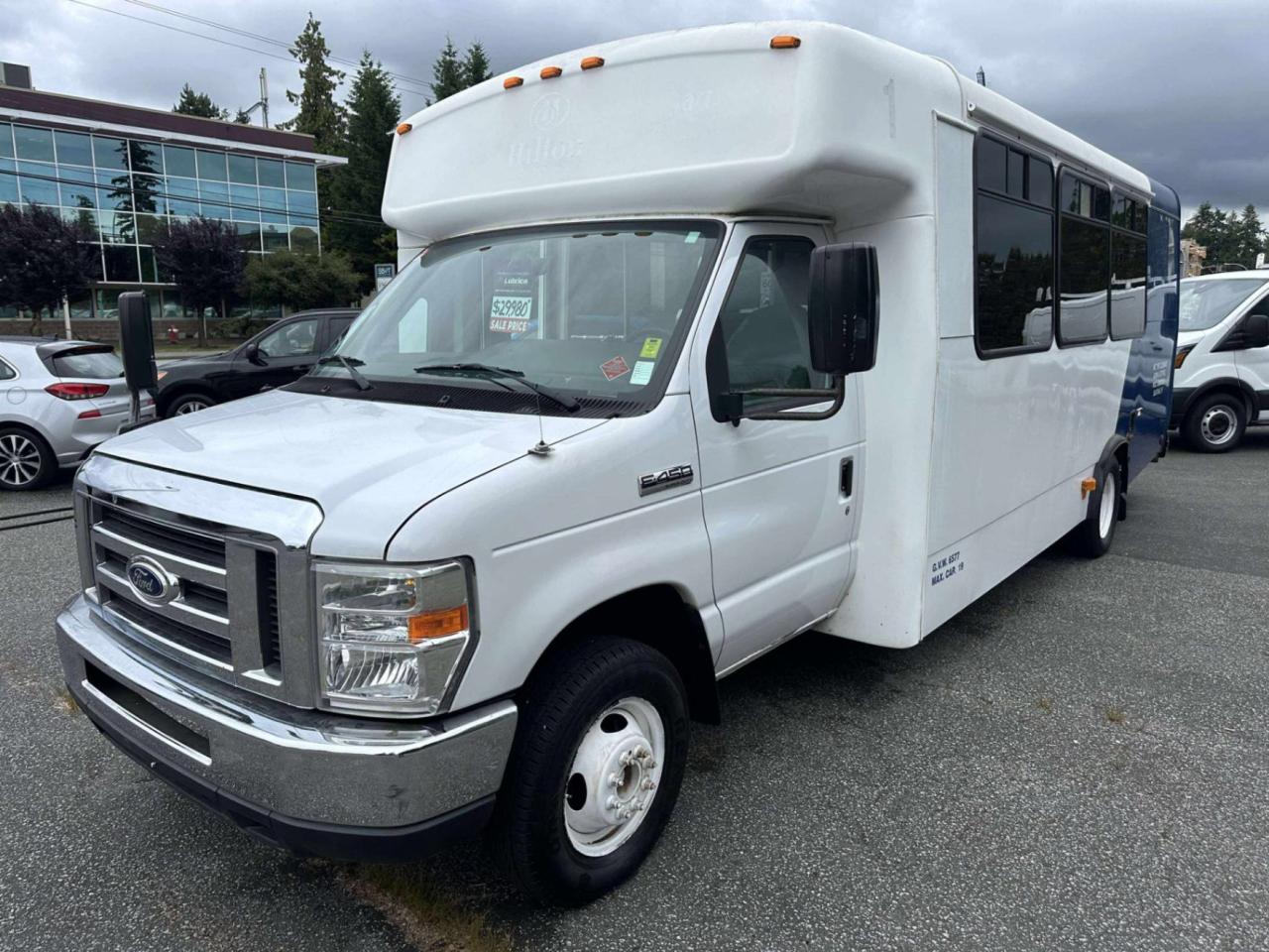 Used 2014 Ford Econoline Cutaway E-450 Super Duty 176