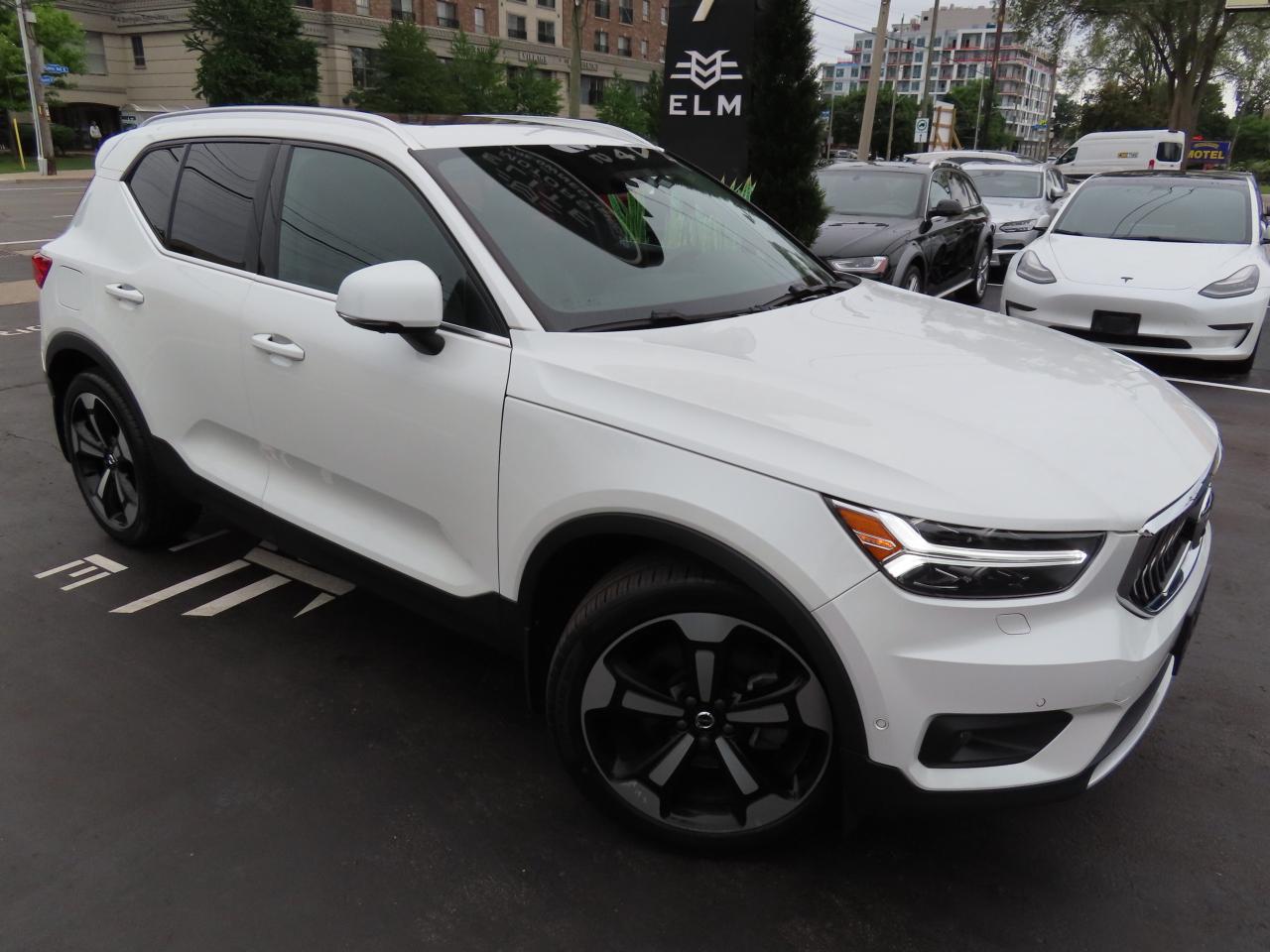 2021 Volvo XC40 T5 AWD INSCRIPTION PKG - LEATHER - SUNROOF ! Photo