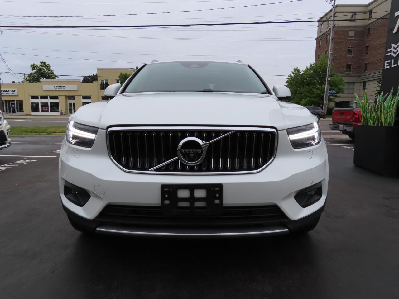 2021 Volvo XC40 T5 AWD INSCRIPTION PKG - LEATHER - SUNROOF ! Photo2