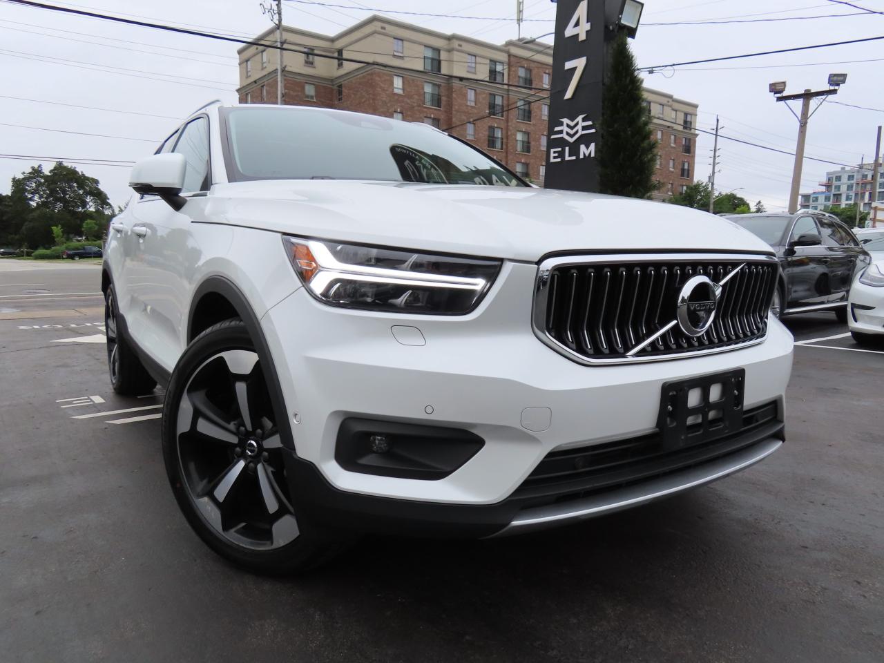 2021 Volvo XC40 T5 AWD INSCRIPTION PKG - LEATHER - SUNROOF ! Photo