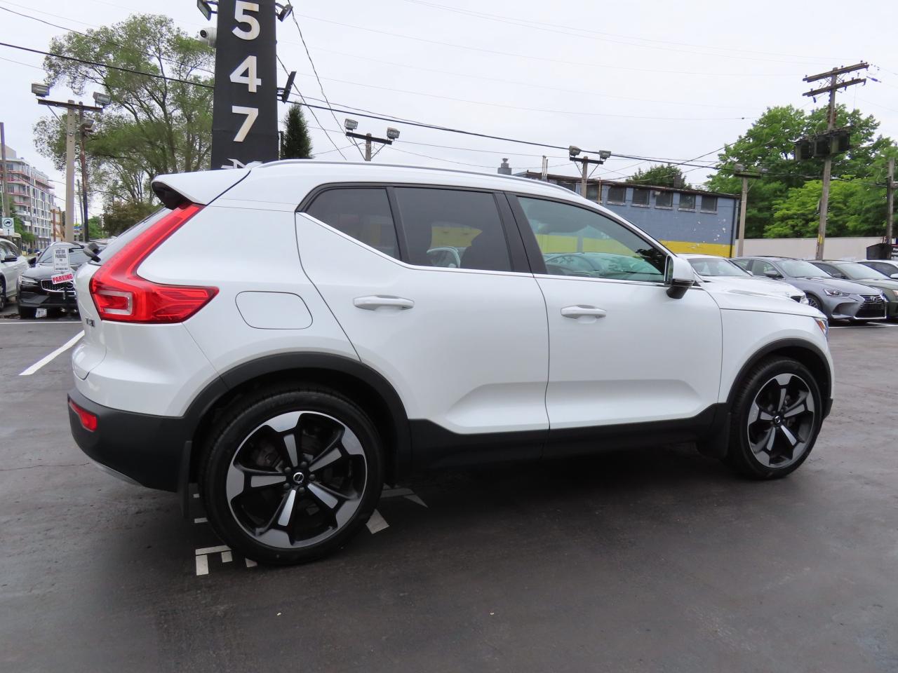2021 Volvo XC40 T5 AWD INSCRIPTION PKG - LEATHER - SUNROOF ! Photo