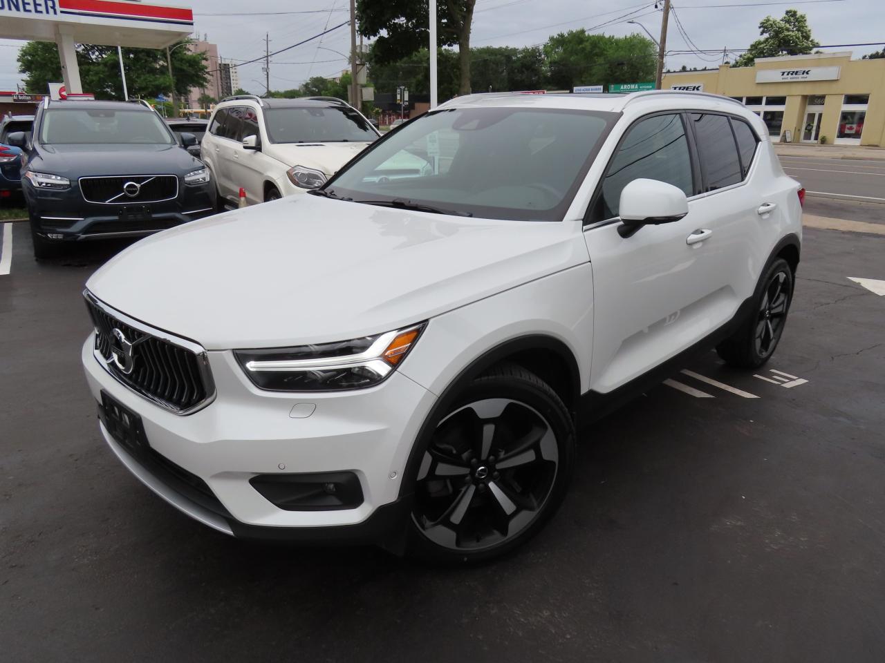 2021 Volvo XC40 T5 AWD INSCRIPTION PKG - LEATHER - SUNROOF ! Photo