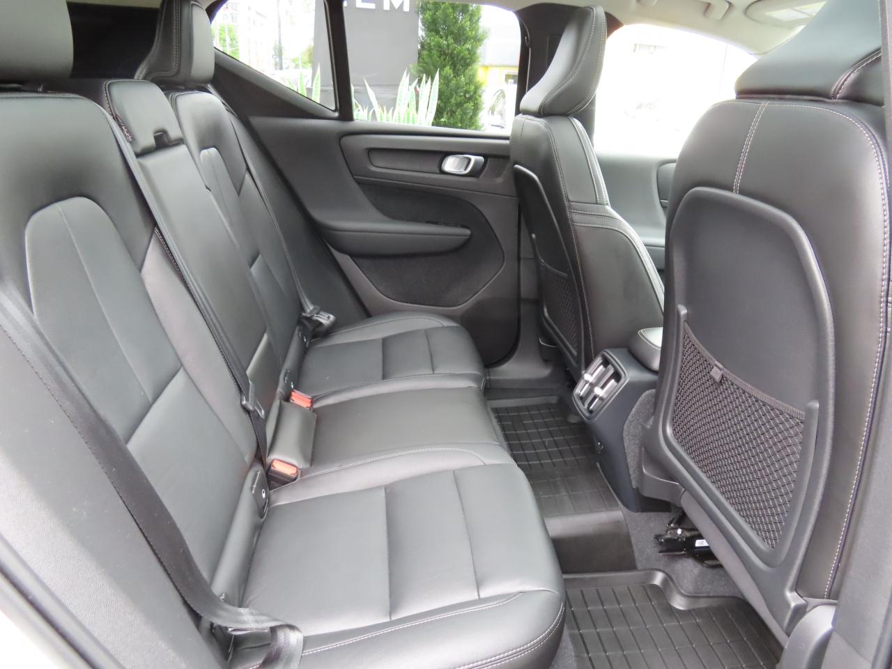 2021 Volvo XC40 T5 AWD INSCRIPTION PKG - LEATHER - SUNROOF ! Photo